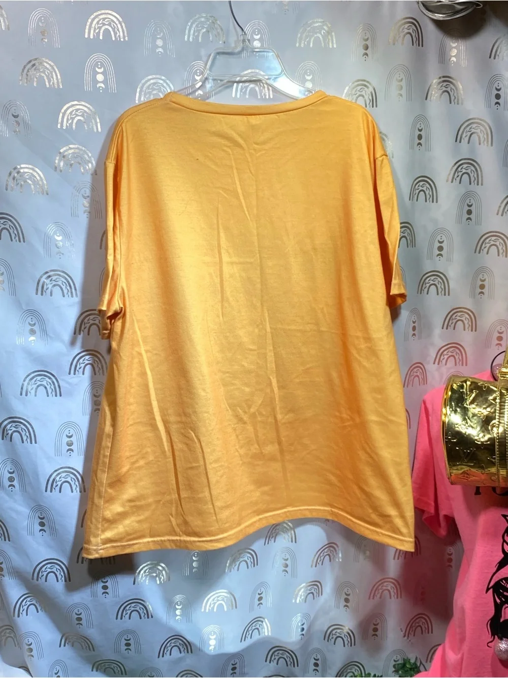 Sunshine Yellow Cat Family Graphic Tee - Picture 6 of 6